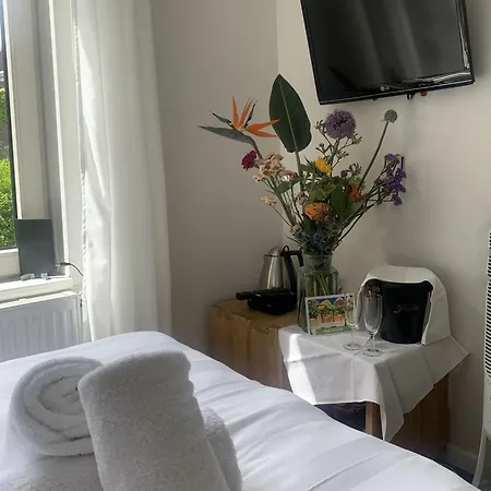 De Stadswal Bed and Breakfast 2*